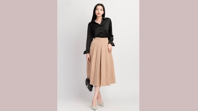 Chân váy mindi phối áo sơ mi