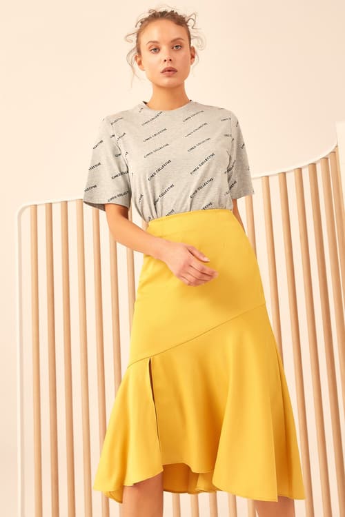 TuTu Store  Chân váy dài màu vàng ấn tượng cho các chị  Facebook